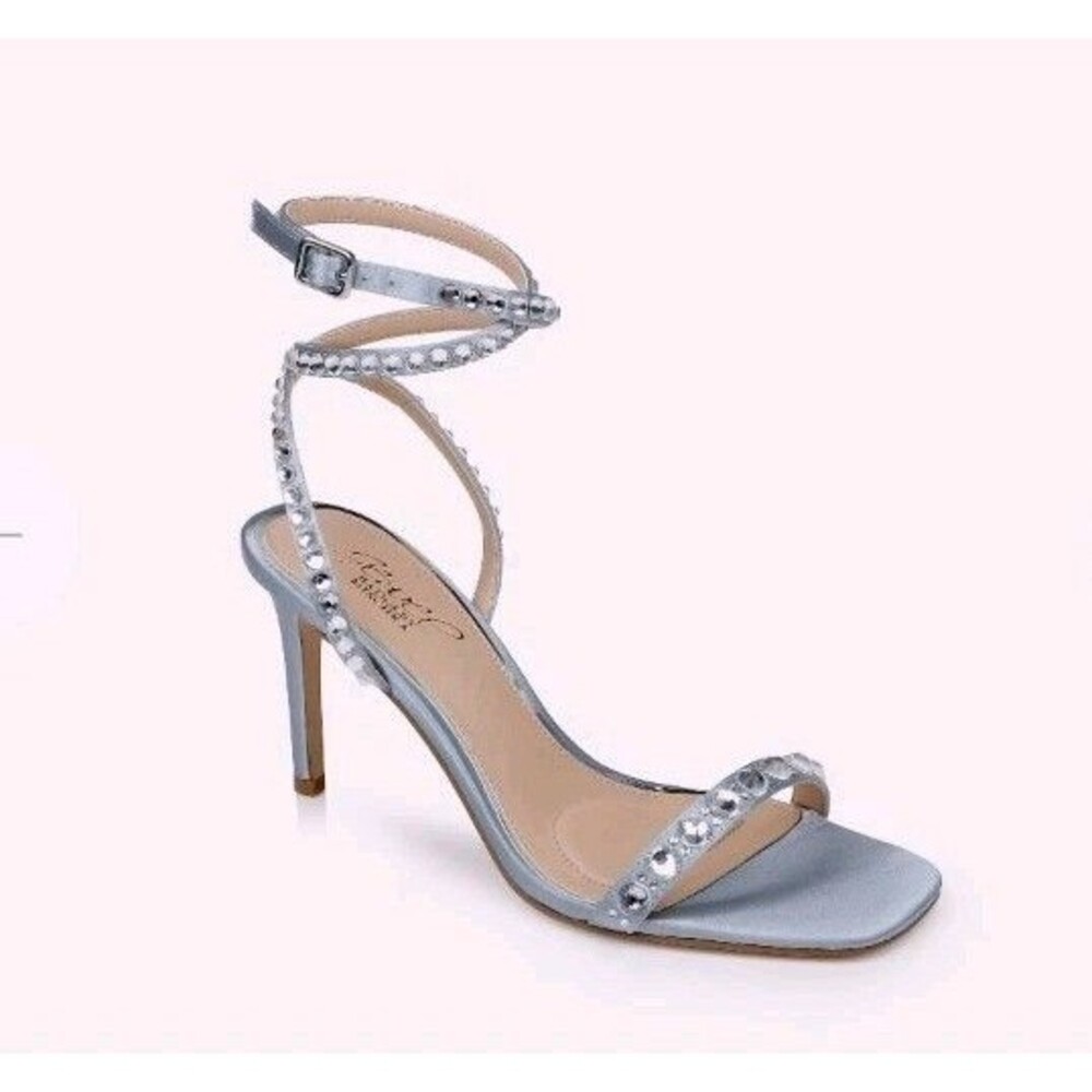 Jewel by Badgley Mischka Hosana Stiletto wrap strap powder blue. Wedding & Prom